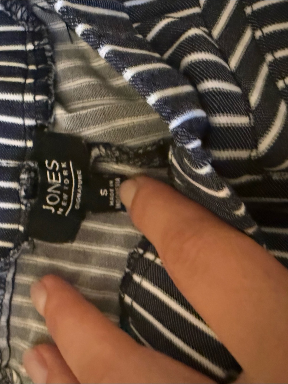 Jones New York Navy and White Striped pants